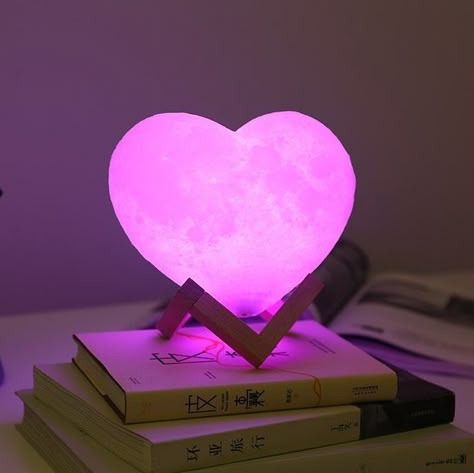 Modern 3D USB Rechargeable Touch Heart Moon Lamp LED Night Light Heart Lamp, Romantic Hideaways, Cute Night Lights, Heart Moon, Moon Lamp, 3d Heart, Cute Bedroom Decor, Have A Good Night, Bedroom Nursery