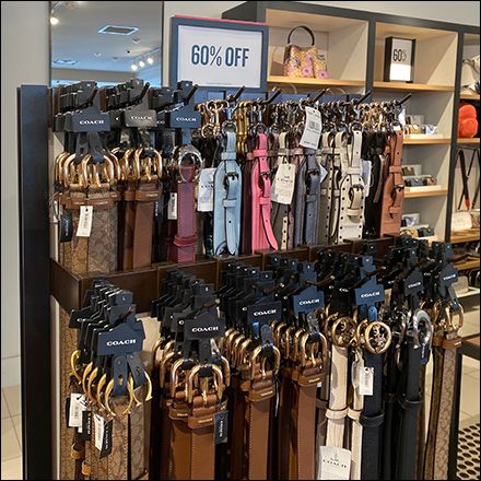 Belt Display Retail, Baseball Caps Storage, Belt Store, Ladies Belt, Belt Display, Cloth Shop, Retail Fixtures, Floor Display, Leather Store