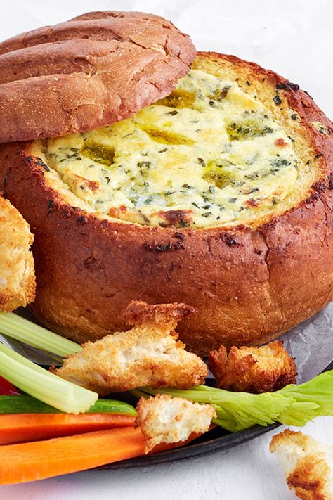 #RecipeoftheDay: It's all the flavours of garlic bread stuffed inside a cob! Cob Dip, Cobb Loaf, Cob Loaf Dip, Cob Loaf, Delicious Dips, Pies Maker, Cheesy Garlic Bread, Bread Bowl, Loaf Recipes