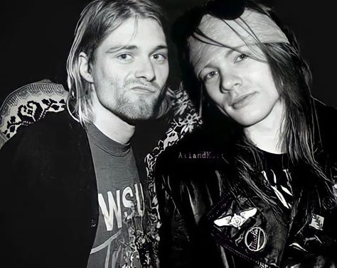 axlfuckingrosa on Instagram: “Edit!🤍 • credits: @axlandkurt • #gunsnroses #axlrose #kurtcobain #williambrucebailey #gunsnrosesfan #axlfuckingrose #williambrucerosejr…” Kurt Cobain Photos, Axel Rose, Sweet Child O' Mine, Instagram Edit, Basketball Photography, Axl Rose, Rose Icon, Metal Girl, Rock Legends