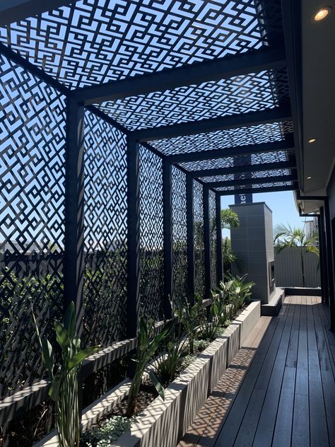 Kleiner Pool Design, Rooftop Patio Design, Balcony Grill, Balcony Grill Design, Terrace Garden Design, Rooftop Terrace Design, Rooftop Design, Courtyard Design, Window Grill Design