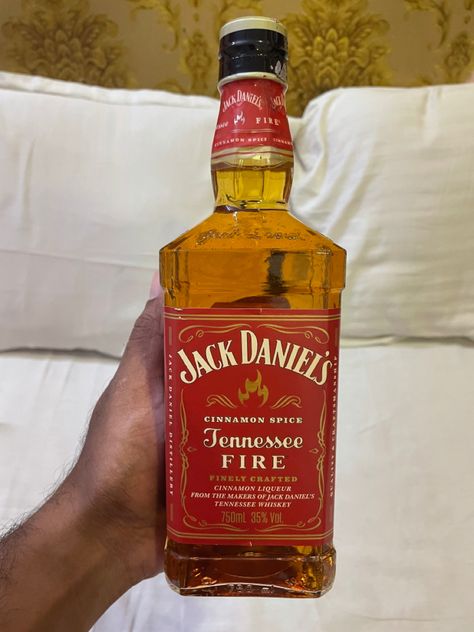 Jack Daniels Fire, Fire Whiskey, Whisky Jack, Jack Daniel's Tennessee Whiskey, Tennessee Whiskey, Dirty Martini, Cinnamon Spice, Jack Daniels, Liqueur