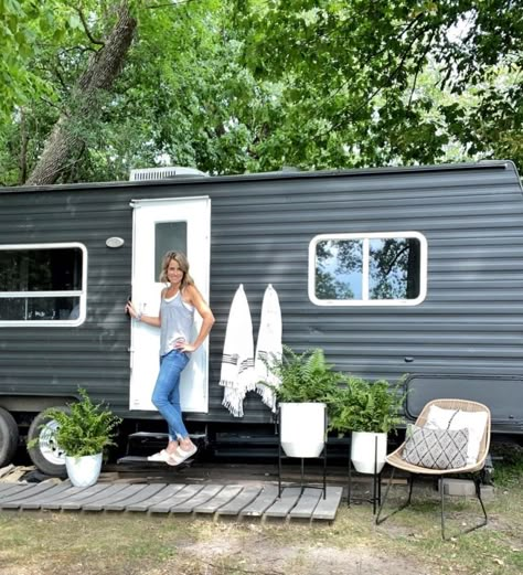 Painting The Outside Of An Rv, Old Travel Trailer Remodel, Painting A Camper Exterior Glamping, Camper Exterior Siding Ideas, How To Paint Outside Of Camper, Painting The Outside Of A Camper, Coachmen Camper Remodel, Outside Camper Paint Ideas, Paint Exterior Camper