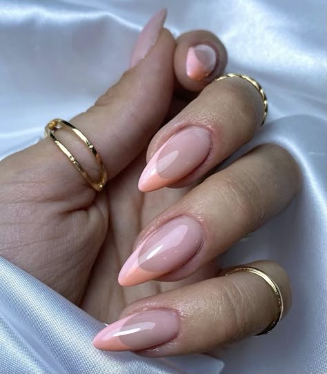 Coffin French, French Tip Nail Art, Acrylic French, Unghie Sfumate, Nail Tip Designs, Natural Nail Art, French Tip Nail Designs, Classy Nail Designs, Easy Nails