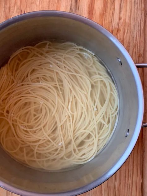 We Tried 5 Methods for Cooking Dried Pasta and the Winner Was a Surprise | Kitchn Yummy Noodles, Dried Pasta, Cooking Pasta, Alton Brown, Course Meal, Perfect Pasta, Drying Pasta, How To Cook Rice, Cooking Techniques