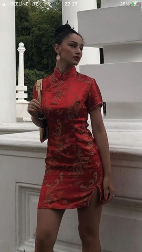 Asian Dresses Fashion, Asian Inspired Dress, Chinese Dress Modern Casual, Chinese Top Outfit, Asian Dress Outfits, Chinese Style Outfit, Chinese Women Fashion, Chinese Costume Women, Chinese Dress Outfit