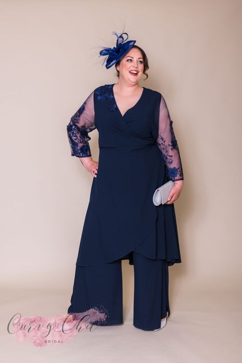 Venice Plus size Mother of the bride groom trouser suit with sleeves trendy Navy Blue Wedding Guest Outfits, Wedding Trouser Suits, Long Lace Jacket, Bridal Plus Size, Mother Of The Bride Trouser Suits, Plus Size Bridal, Mother Of Bride Outfits, Bridesmaid Colors, Trouser Suit