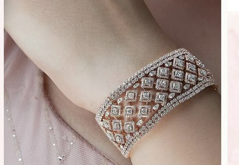 Diamond Ladies Bracelet, Diamond Bracelet Design Indian, Diamond Breslet Design Unique, Dimond Breslet For Women, Real Diamond Bracelet Designs, Dimond Breslet For Girl, Fantasy Wedding Rings, Beautiful Jewelry Diamonds, Bridal Jewelry Sets Brides