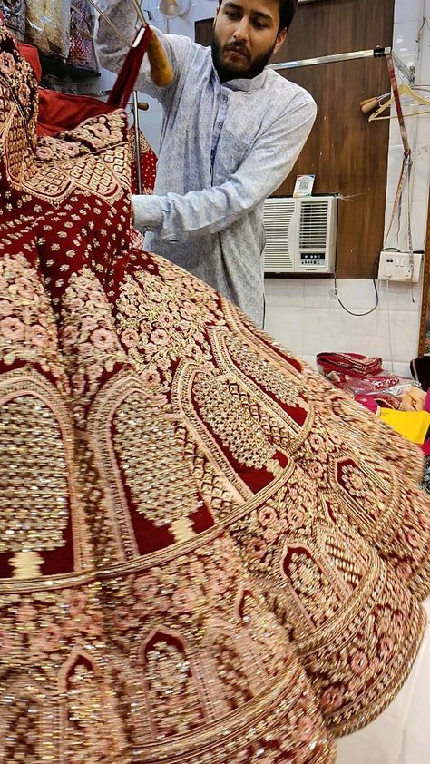 Shahrukh Aslam (@danish_collection_delhi) added a video to their Instagram account: “Bridal lehnga 3 color available Price 25000” Red Pakistani Bridal Dress, Pakistani Bridal Lehenga, Wedding Dresses Pakistani, Pakistani Bridal Dress, Mahira Khan, Pakistani Wedding Dress, Lehenga Style, Red Lehenga, Indian Bridal Dress