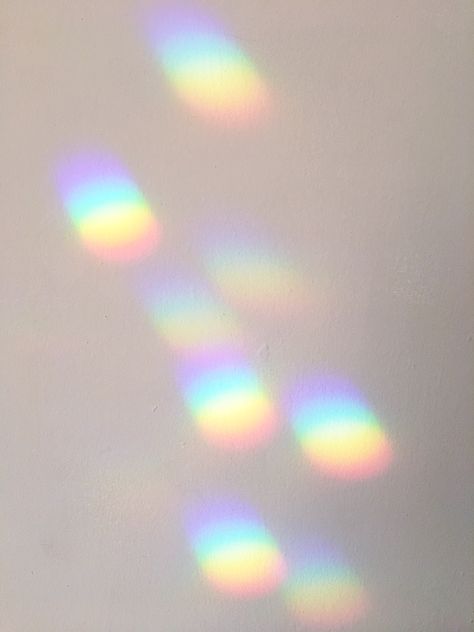 Airy Aesthetic, Aquarius Aesthetic, Soft Design, Rainbow Aesthetic, Rainbow Light, Light Leak, Art Style Inspiration, Human Design, Prisms