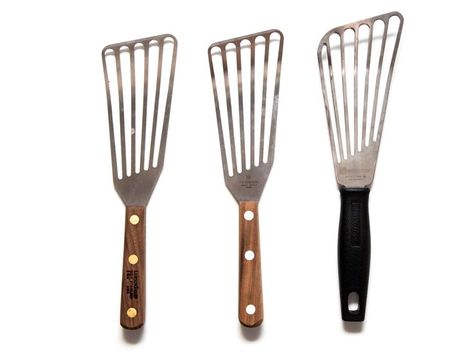 If you have to get just one spatula, the most versatile option is the one with the most specific name: the fish spatula, sometimes also called a slotted offset spatula. Fish Spatula, Fish Burgers, Offset Spatula, Chef Tools, Must Have Kitchen Gadgets, Essential Kitchen Tools, Amazon Kitchen Gadgets, How To Cook Fish, Cooking Games