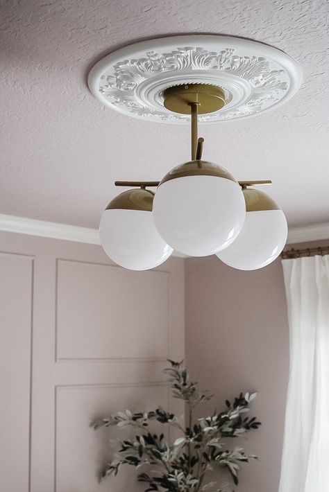 Ceiling Medallions Diy Ideas, Medallion Light Fixture, Ceiling Medallion, Nursery Lighting Ceiling, Modern Ceiling Medallions, Furniture Office, Colonial Style Homes, Bubble Lights, Vintage Living Room