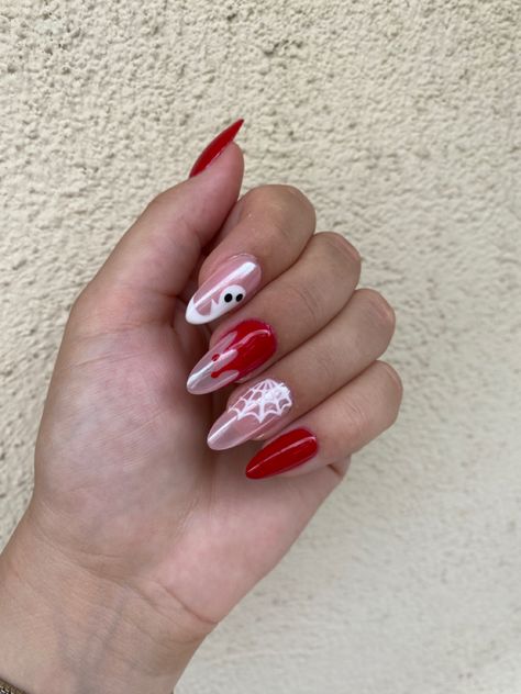 Nails for halloween in red tints. It has a ghost, dripping blood, and a spiderweb. Halloween Nails Blood Drip, Blood Splatter Nails, Blood Drip Nails, Homemade Nails, Spiderweb Nails, Nails For Halloween, Blood Nails, Splatter Nails, Dripping Blood