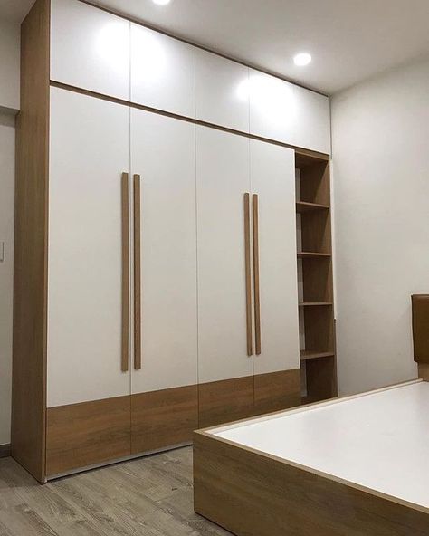 Wardrobe aesthetic - Wardrobe closet - Closet organization ideas - Home decor ideas Organization Wardrobe, Wooden Cupboard Design, Wardrobe Laminate Design, Sliding Door Wardrobe Designs, Wall Wardrobe Design, Wardrobe Aesthetic, Wooden Wardrobe Design, Wardrobe Design Modern, Almirah Designs