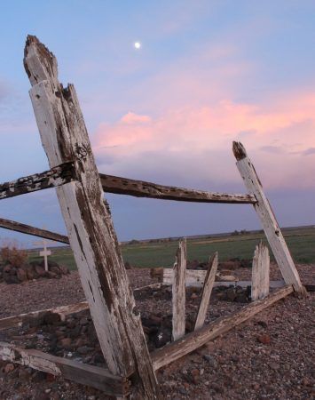 5 Secret Ghost Towns in Arizona | Visit Arizona Arizona Ghost Towns, Arizona Rocks, Canyon City, Bullhead City, Visit Arizona, Black Canyon, Creepy Ghost, Spooky Places, Arizona Travel