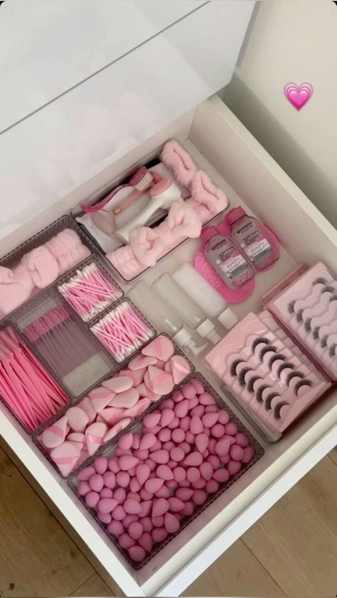 Makeup Organiser Aesthetic, Makeup Organiser Ikea, Hello Kitty Makeup Storage, Pink Makeup Organizers, Cute Pink Rectangular Cosmetic Storage, Pink Lifestyle, Home Organization Hacks, Dream Room Inspiration, Makeup Storage