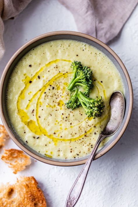 Broccoli Soup Recipes, Broccoli Stems, Creamy Broccoli, Clean And Delicious, Broccoli Soup, Healthy Soup, Tasty Recipes, One Pot, Soups And Stews