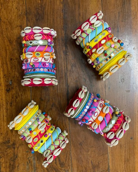 Fabric Bangles Handmade, Navratri Bangles, Aesthetic Bangles, Navratri Decoration, Diy Bangles, Navratri Jewellery, Mirror Jewellery, Fabric Bangles, Silk Thread Bangles Design