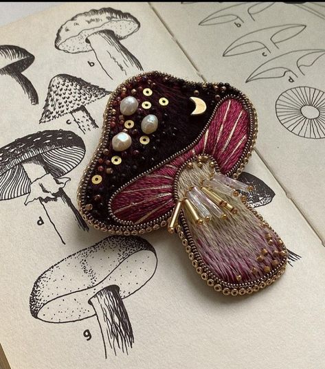 Mushroom Brooch, Embroidered Brooches, Embroidered Brooch, Tambour Embroidery, Embroidered Art, Bead Embroidery Jewelry, 자수 디자인, Hand Embroidery Art, Embroidery Jewelry