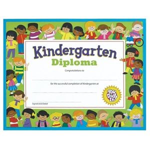 Kindergarten Diploma, Kids Border - Graduation Awards Kindergarten Awards, Kindergarden Graduation, Kindergarten Certificates, Kindergarten Report Cards, Kindergarten Diploma, Award Template, Awards Certificates Template, Classroom Decor Themes, Preschool Graduation