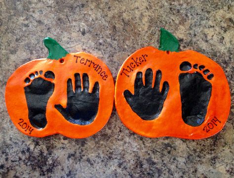 Salt dough Pumpkins 1/2 cup flour 1/2 cup salt 1/4 cup water Roll out to 1/2 inch thick and then cut out design. Then place on parchment paper on a cookie sheet. By using a little salt water on your finger you can smooth out the edges. Bake 150-200 degrees for 10 hours. Take some sand paper to get rid of any rough edges. Use acrylic paint and Modge Podge spray to seal them. 1st Thanksgiving, Toddler Craft, Infant Room, Baby Art Projects, Halloween Arts And Crafts, Sand Paper, Toddler Fall, Fall Craft, Handprint Crafts