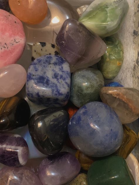 crystal hippie incense chakra aesthetic insta post inspo photo dump Chakra Hun Aesthetic, 7 Chakras Aesthetic, Root Chakra Aesthetic, Balanced Chakras Aesthetic, Chakra Stones Aesthetic, Aesthetic Chakra, Aesthetic Insta Post, Chakra Aesthetic, Pretty Crystals