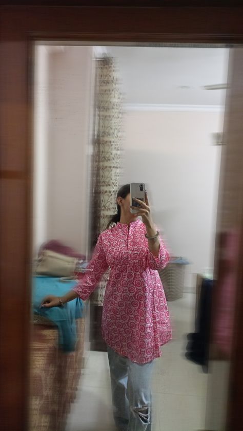 Mirror Selfie Traditional Dress, Tere Naina, Heartless Quotes, Project Cover, Avocado Juice, Fancy Breakfast, Snap Story, Black Boots Outfit, Selfie Pose