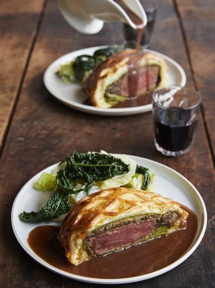 Beef Wellington for two | Jamie Oliver recipes Dinner Ideas For 2, Mushroom Duxelle, Individual Beef Wellington, Mini Beef Wellington, Spinach Pancakes, Quick Dinner Ideas, Beef Wellington Recipe, Beef Fillet, Jamie Oliver Recipes