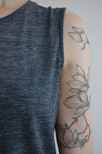 Magnolia Tattoo, Tato Minimal, Small Pretty Tattoos, Petite Tattoos, Botanical Tattoo, Classy Tattoos, Cute Tattoos For Women, Discreet Tattoos, 1 Tattoo