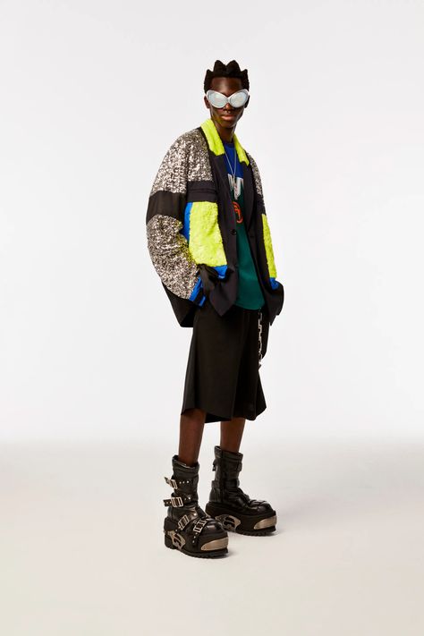 Ambush Spring 2023 Ready-to-Wear Collection | Vogue Club Culture, Buffalo Boots, Spring 2023 Ready To Wear, 2023 Ready To Wear, Rave Fashion, Best Mens Fashion, Kinds Of Clothes, Tank Girl, Parkour