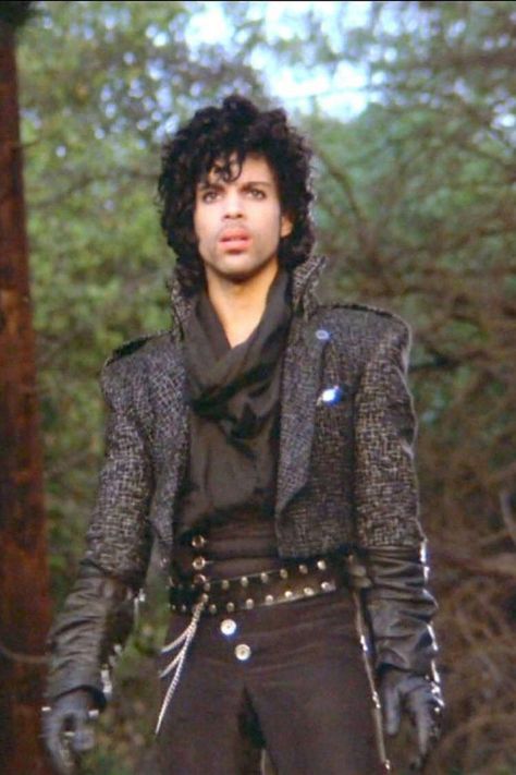 Prince Prince Purple Rain Movie, Purple Rain Movie, Musician Prince, Prince Pictures, Rock Pictures, Josuke Higashikata, Prince Purple, Prince Musician, Prince Images