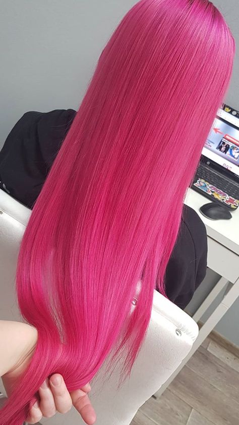 Hot Pink Hair Aesthetic, Dark Pink Hair, Bright Pink Hair, Long Pink Hair, Pink Hair Dye, Hot Pink Hair, Hair Color Streaks, Dyed Hair Inspiration, Hair Color Pink