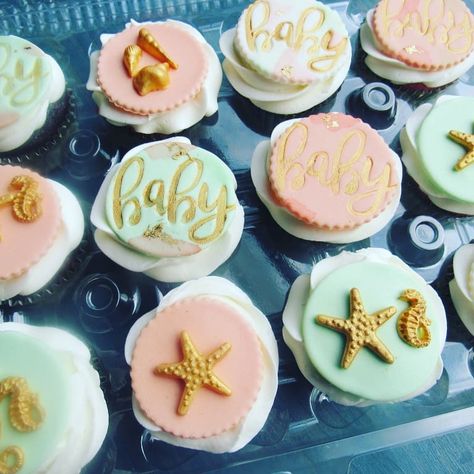 Felicia on Instagram: “These cuties were made for a Sip n Sea themed gender reveal! For the cake toppers, I started with white @wiltoncakes fondant that I…” Sea Theme Gender Reveal, Ocean Themed Gender Reveal, Ocean Gender Reveal, Sea Gender Reveal, Sea Gender, Themed Gender Reveal, Ocean Baby Showers, Gender Reveal Themes, Baby Shower Cakes For Boys