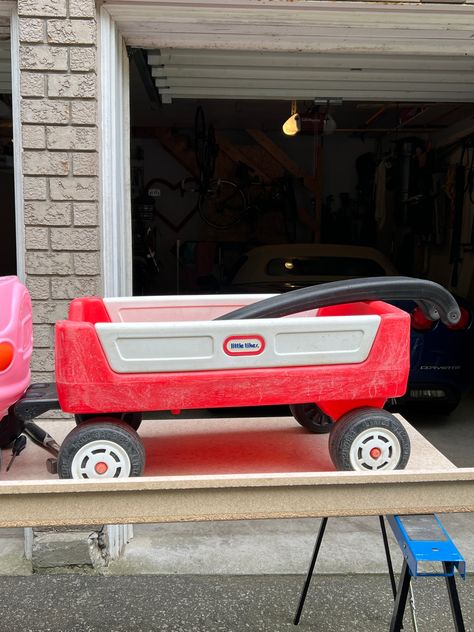 Little Tikes Cozy Coupe Makeover! – jess meets world Wagon Makeover, Power Wheels Makeover, Cozy Coupe Makeover, Car Spray Paint, Mini Photo Sessions, Paint Prep, Power Wheels, Little Tikes, A Truck