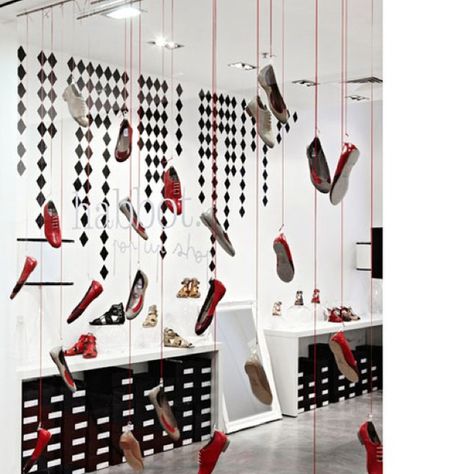 . Shoe Shop Window Display Ideas, Shoe Shop Interior Design Display, Shoe Display Retail Visual Merchandising, Shoes Exhibition Display, Footwear Window Display, Shoe Store Design, Visual Merchandising Displays, Retail Windows, Store Interiors