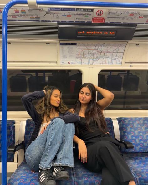 Tube London Aesthetic, London Influencer Aesthetic, London Clubbing Aesthetic, London Tube Photoshoot, London Nightlife Aesthetic, London Party Aesthetic, London Teen Aesthetic, Tube Photoshoot, London Aesthetic Grunge