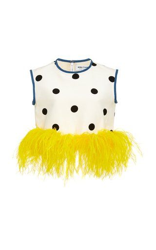 Feather Crop Top, Weird Fashion, Ostrich Feathers, Mellow Yellow, Colourful Outfits, Mode Inspiration, High Low Hem, Fashion Sewing, Sewing Inspiration