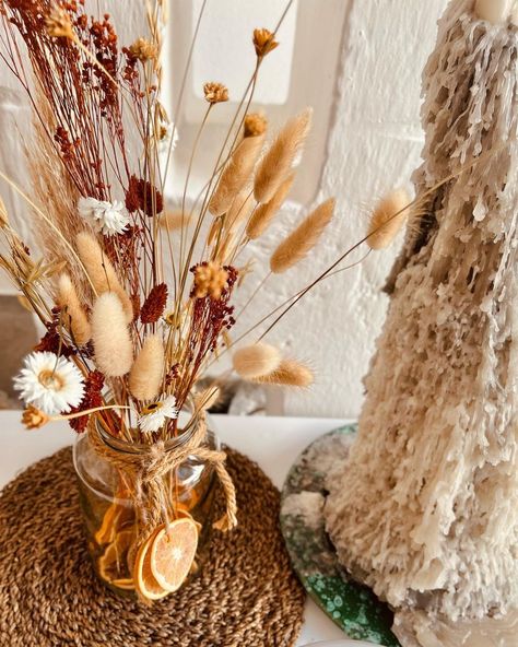 Romy Flower Designer (@romy_flower_designer) • Instagram photos and videos Live Flower Arrangements, Flower For Wedding, Love Actually, Dried Flower, Dried Flowers, Wedding Decor, Flower Arrangements, Wedding Flowers, Wedding Decorations