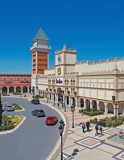 Texas Getaways, San Marcos Texas, Shopping Mall Architecture, Travel Texas, Long Weekend Trips, Guadalupe River, Outlet Mall, Weekend Activities, Premium Outlets