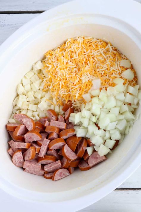 Crock Pot Recipe - Cheesy Kielbasa Hash Browns Sausage Crockpot Recipes, Cheesy Kielbasa, Sausage Crockpot, Kielbasa Recipes, Crock Pot Recipe, Slow Cooker Desserts, Hash Brown Casserole, Crockpot Dishes, Hash Brown