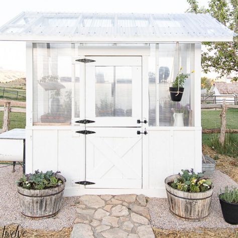 Learn how to create and paint an outdoor greenhouse for your backyard using a Wagner paint sprayer. Chicken Coop Building Plans, She Shed Plans, Homemade Greenhouse, Modern Greenhouses, Greenhouse Design, Lean To Greenhouse, Outdoor Greenhouse, Coop Plans, Backyard Greenhouse