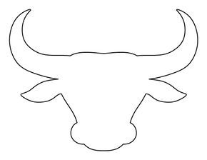 Bull head pattern. Use the printable outline for crafts, creating stencils, scrapbooking, and more. Free PDF template to download and print at http://patternuniverse.com/download/bull-head-pattern/ Cow Head Pattern, Bull Head Outline, Bull Outline, Wood Template, Printable Outline, Head Template, Cowboy Themed Birthday Party, Stencils Printables Templates, Coloring Crafts