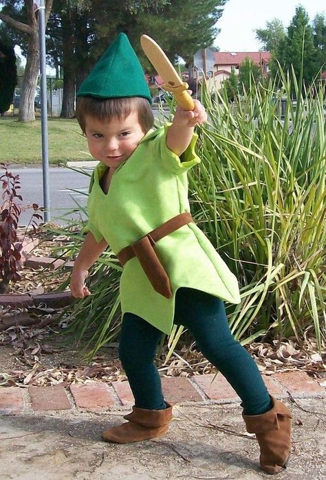 Disfraz Peter Pan, Peter Pan Costume Kids, Peter Pan Costumes, Peter Pan Costume, Movie Halloween Costumes, Green Tights, Maleficent Costume, Toy Story Costumes, Kids Costumes Girls