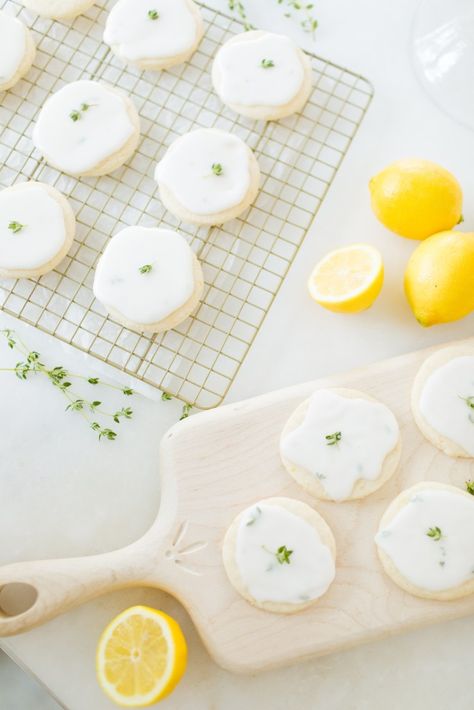 Thyme Cookies, Thyme Shortbread, Butter Shortbread Cookies, Perfect Roast Chicken, Perfect Roast, Lemon Thyme, Recipe Generator, Shortbread Cookie Recipe, Chocolate Bread