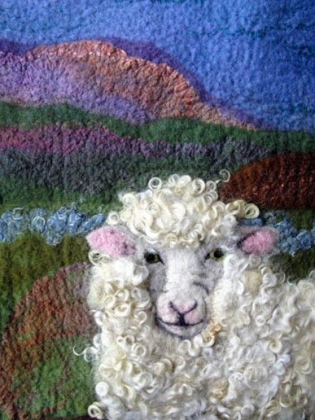 Tovad Ull, 10 Animals, Sheep Crafts, Landscape Art Quilts, Sheep Art, Felt Pictures, Needle Felting Tutorials, Rug Hooking Patterns, Fabric Pictures