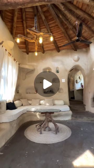 Mud House Design Ideas, Cob Homes, Earth Bag Homes, Adobe Home, India Crafts, Living Garden, Eco Buildings, Mud House, Rishikesh India