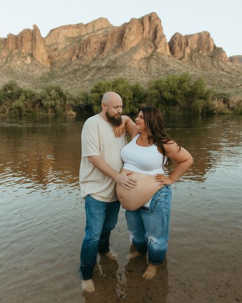 Excuse me while I worship this mama carrying twins out in the heat with me 😅 The river was her only option! 🤍🌼 Arizona maternity photographer | Queen Creek maternity photographer | Mesa maternity photographer | Phoenix maternity photographer Arizona Maternity Photos, Creek Maternity Pictures, River Maternity Pictures, Pregnancy Belly Photos, Belly Photos, Pregnancy Belly, Baby Easter, Pregnant Belly, Maternity Shoot