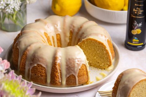 Lemon Olive Oil Bundt Cake Olive Oil Bundt Cake, White Ganache, Giada De Laurentiis Recipes, Lemon Olive Oil Cake, Giada Recipes, Honey Bread, Oil Cake, Lemon Olive Oil, Cookie Spread