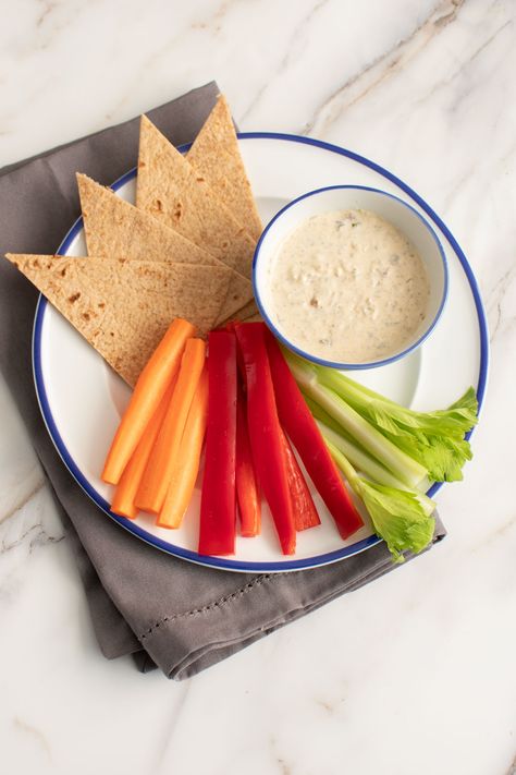 Feeling snacky? We love simple snack recipes like this one! Our homemade oyster dip is simple to prepare, portable, and tasty. It has a cream cheese base that gives it a creamy texture and pairs perfectly with celery sticks, carrot sticks, and other veggies. Spinach Side Dish, Creamy Dip, Snack Dip, Homemade Yogurt, Easy Snack Recipes, Eat Real Food, Recipe Details, Healthy Snacks Recipes, Easy Snacks