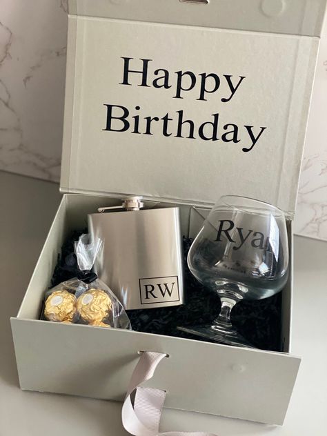 Chocolates Ferrero, Personalised Hip Flask, Personalised Gift Box, Boy Box, Brandy Glass, Father's Day Specials, Groomsman Gift, Groomsmen Proposal, Congratulations Gift